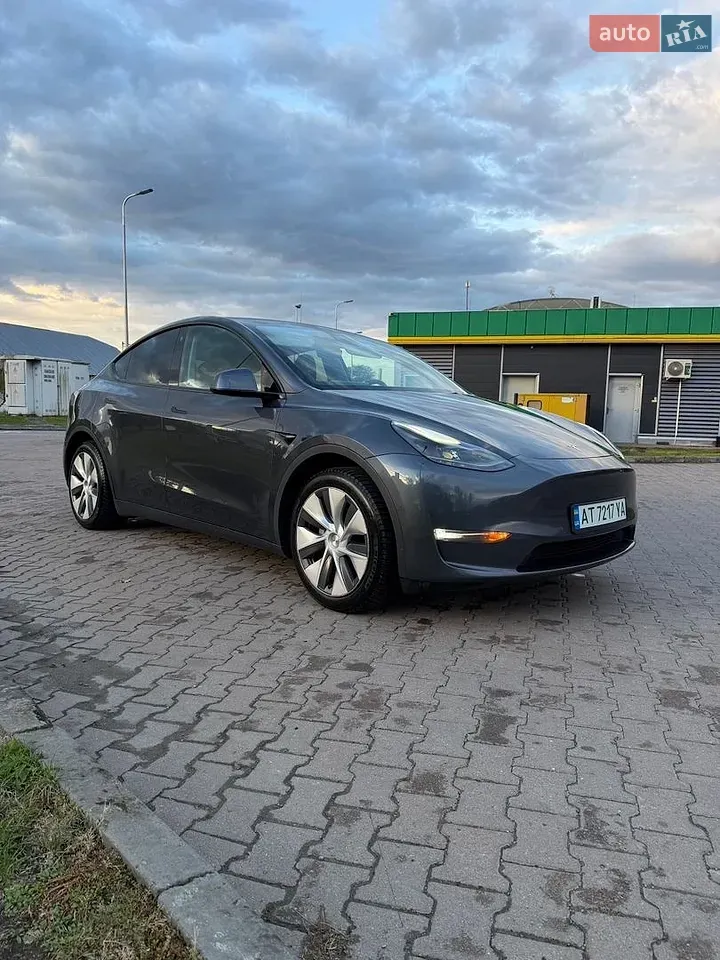 Tesla Model Y 2021 photo 5