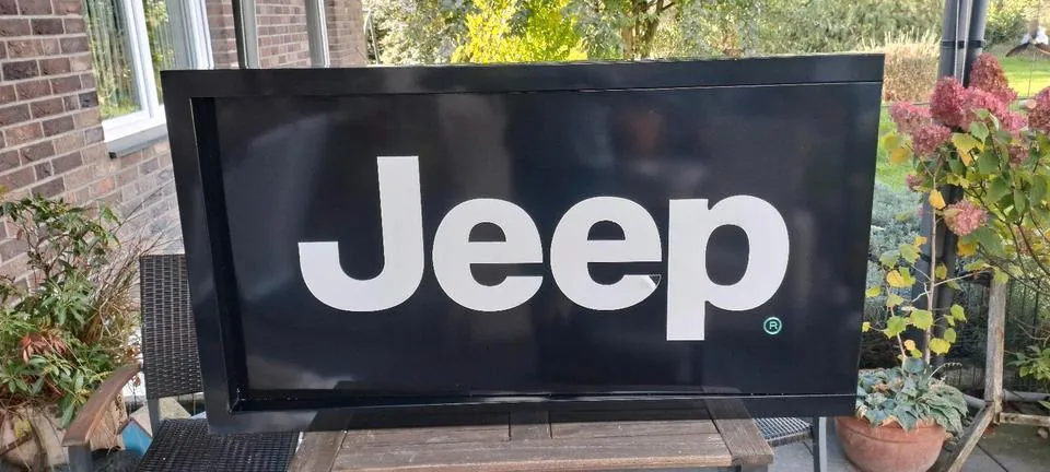 Jeep Werbeschild