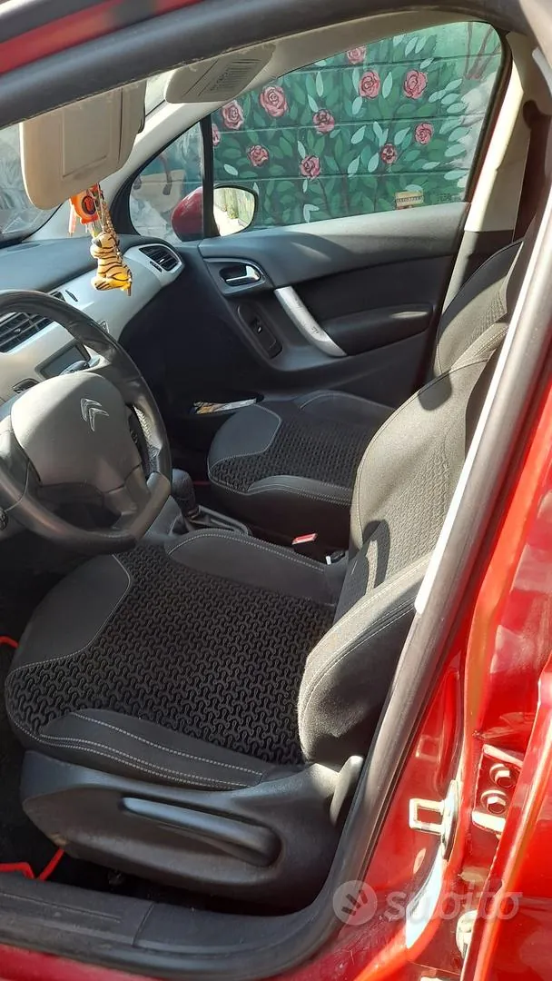 Citroen C3 2010 photo 3