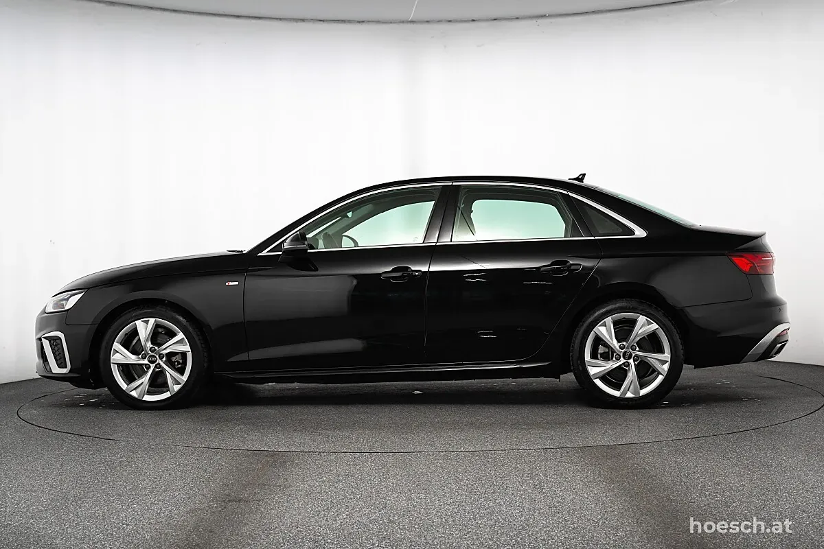 Audi A4 2024 photo 3