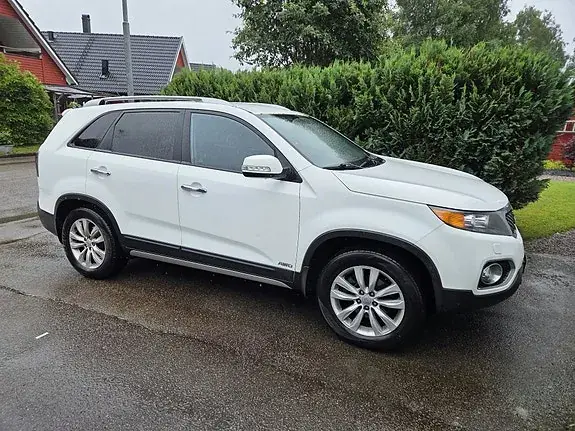 Kia Sorento 2011 photo 2