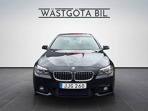 BMW 520D 2015 photo 2