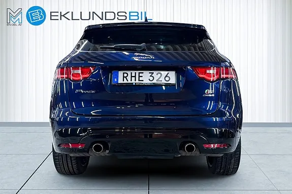 Jaguar F-Pace 2017 photo 4