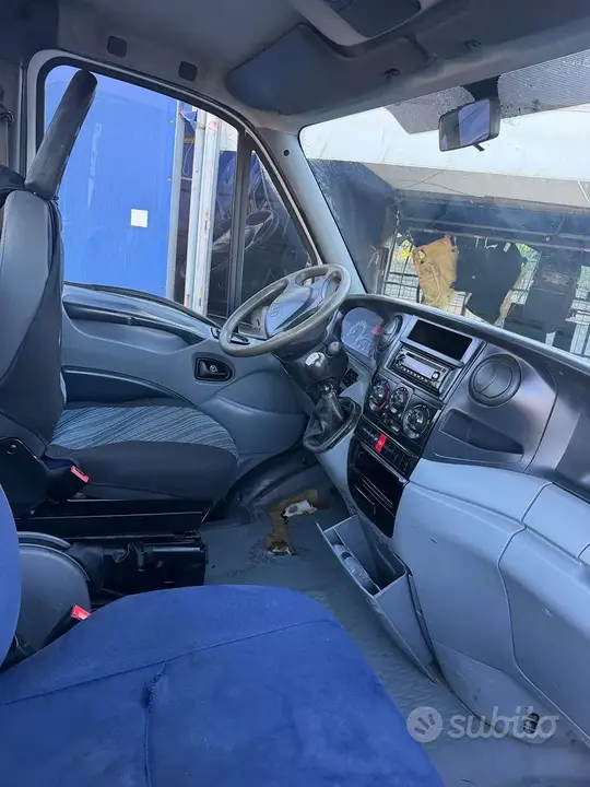 Iveco Daily 2007 photo 3