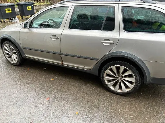 Skoda Octavia Scout 2007 photo 4