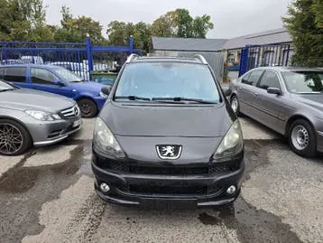 Peugeot 1007 2005 photo 2