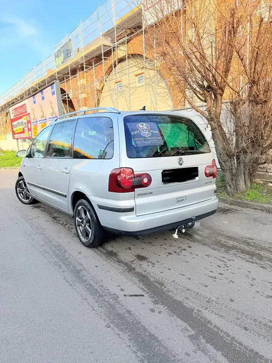 Volkswagen Sharan 2009 photo 3