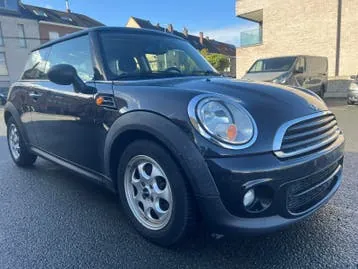 Mini One 2012 photo 3