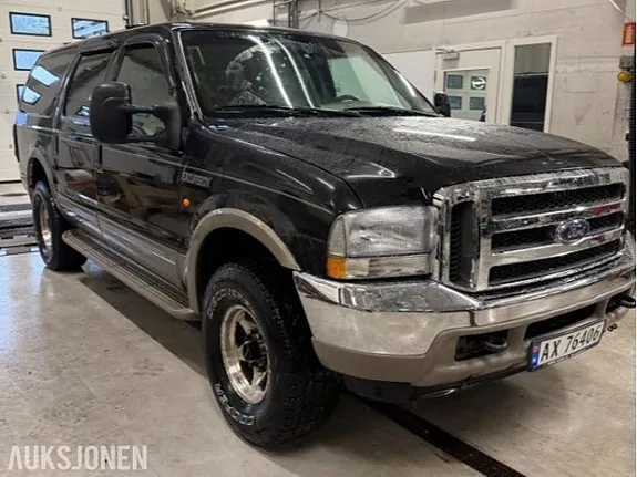 Ford Excursion 2000 photo 2