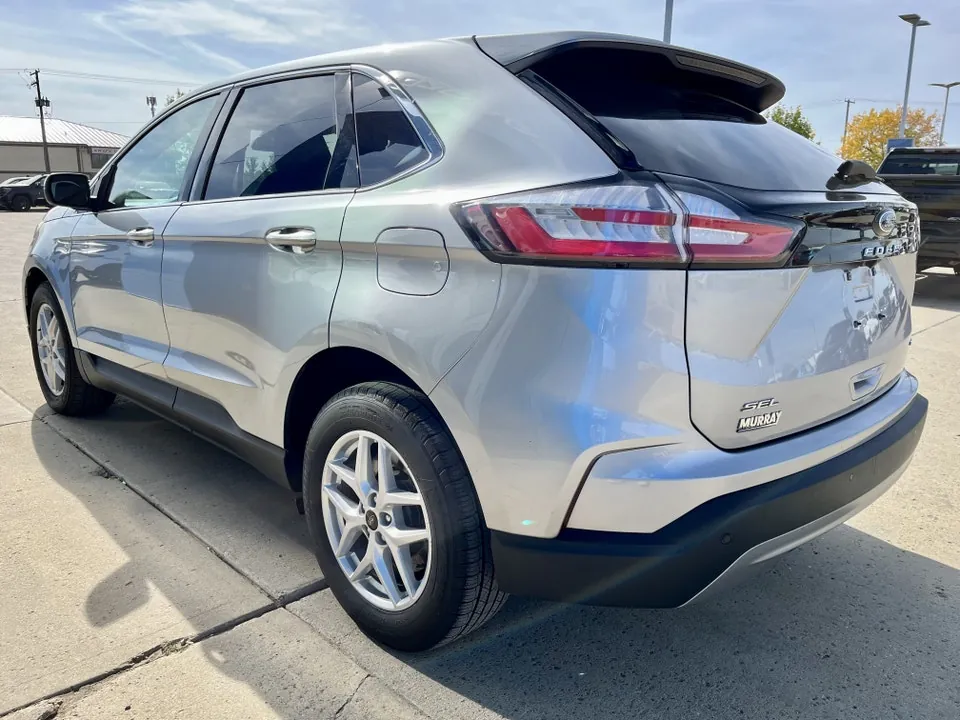 Ford Edge 2023 photo 2