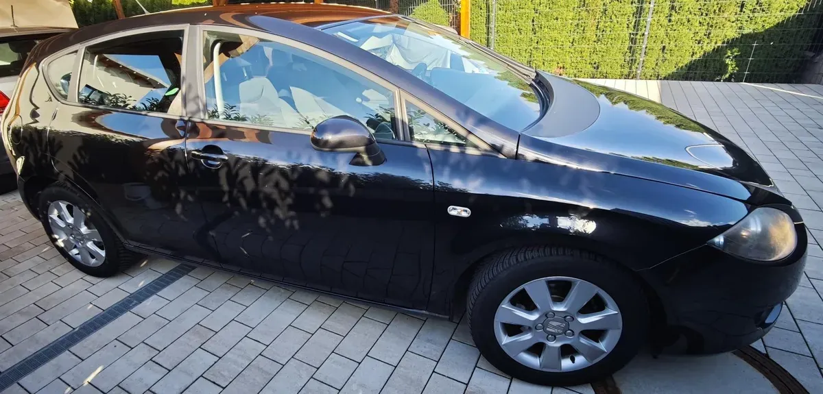 Seat Leon 2008 photo 3