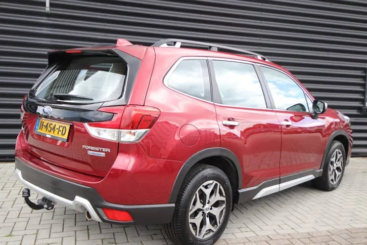 Subaru Forester 2019 photo 2