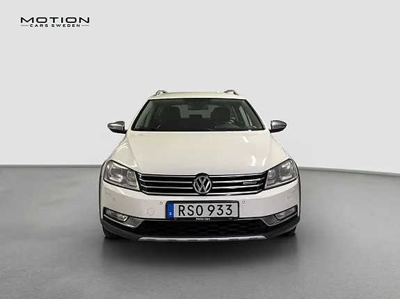 Volkswagen Passat Alltrack 2014 photo 2