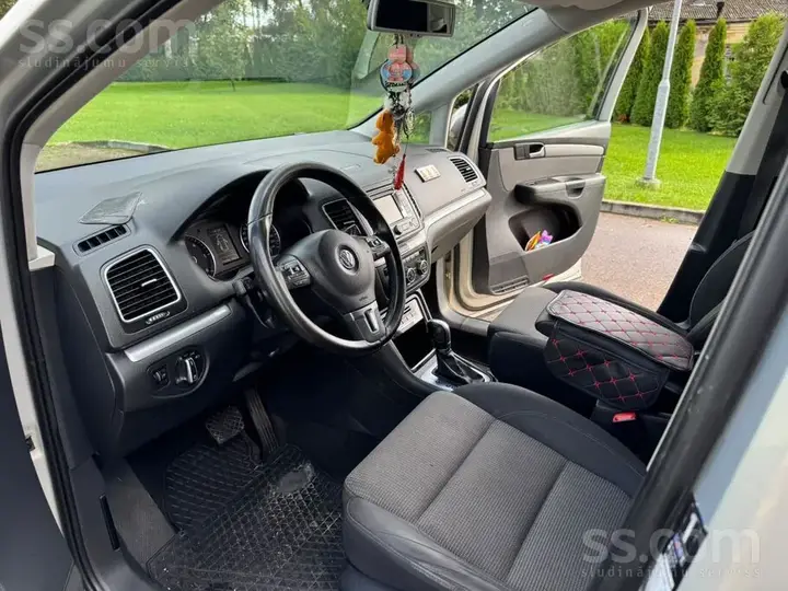 Volkswagen Sharan 2014 photo 4