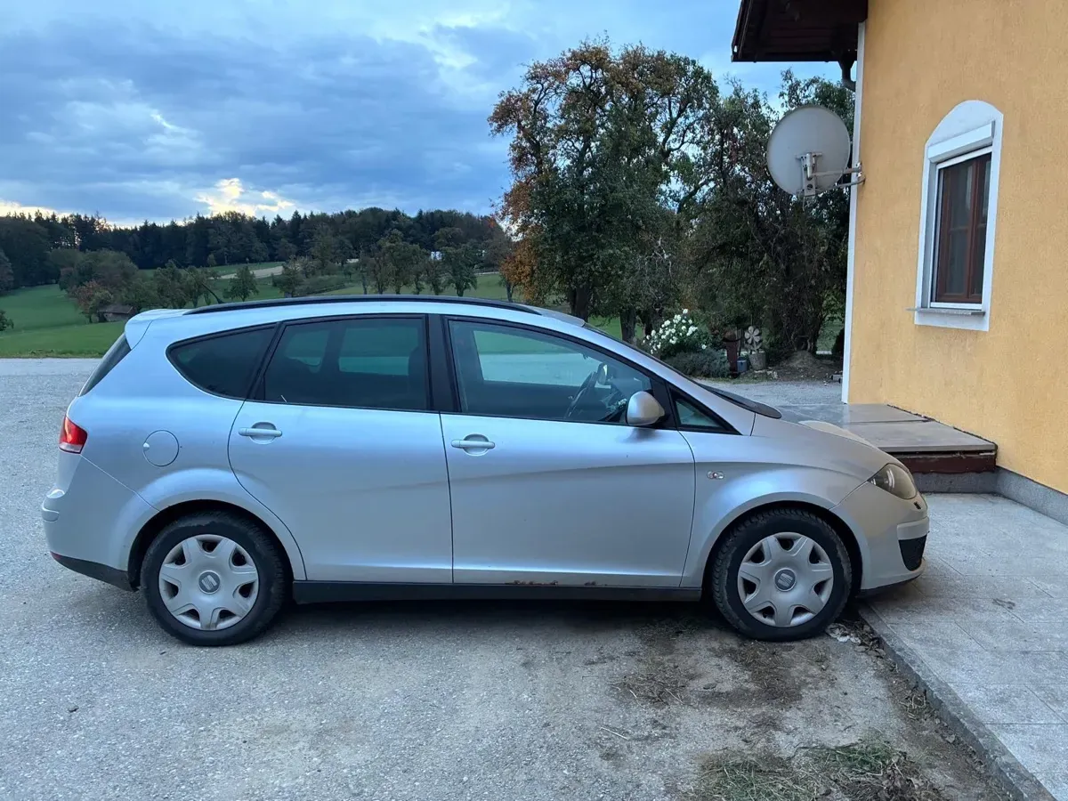 Seat Altea Xl 2011 photo 3
