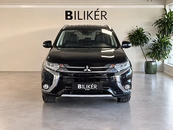 Mitsubishi Outlander 2016 photo 2