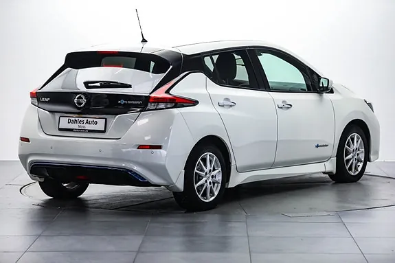 Nissan Leaf 2018 photo 5