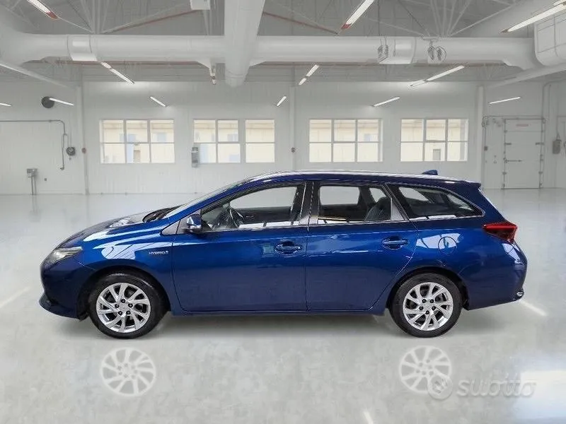 Toyota Auris 2018 photo 5