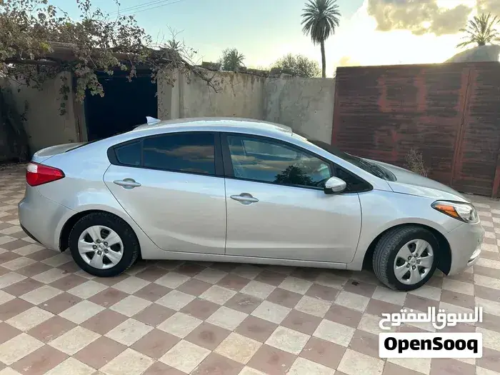 Kia Forte 2016 photo 2