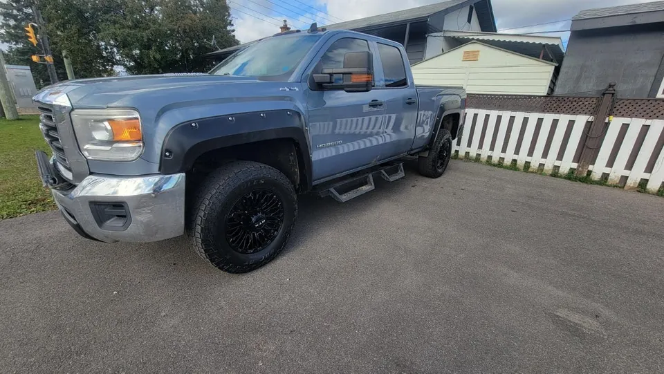 GMC 2500Hd 2016 photo 4