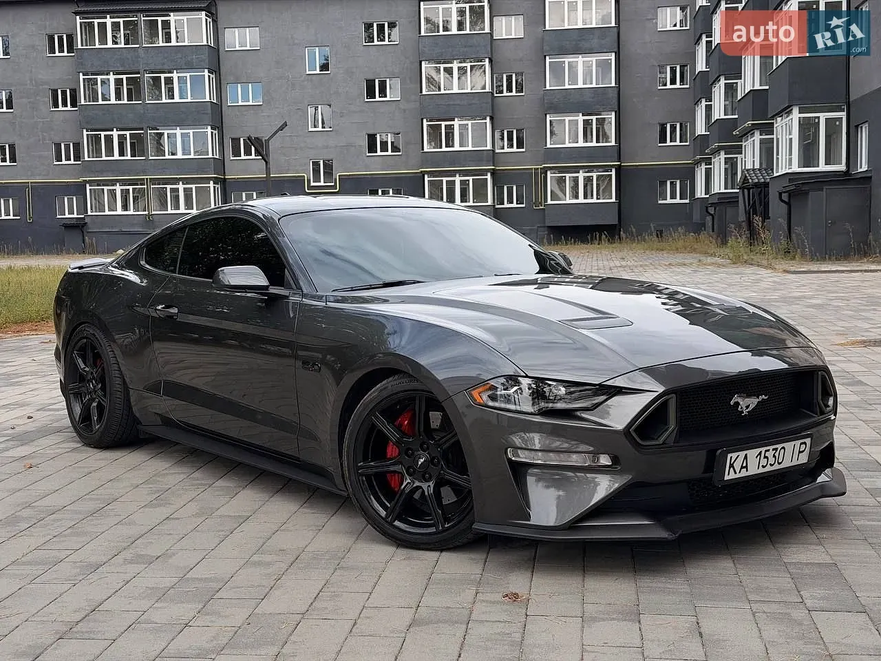 Ford Mustang 2020 photo 2