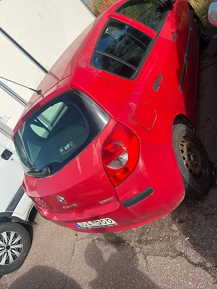 Renault Clio 2006 photo 2