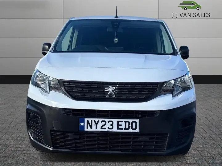 Peugeot Partner 2023 photo 2