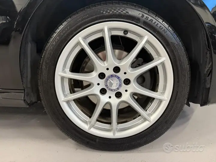 Mercedes-Benz B 180 2013 photo 5