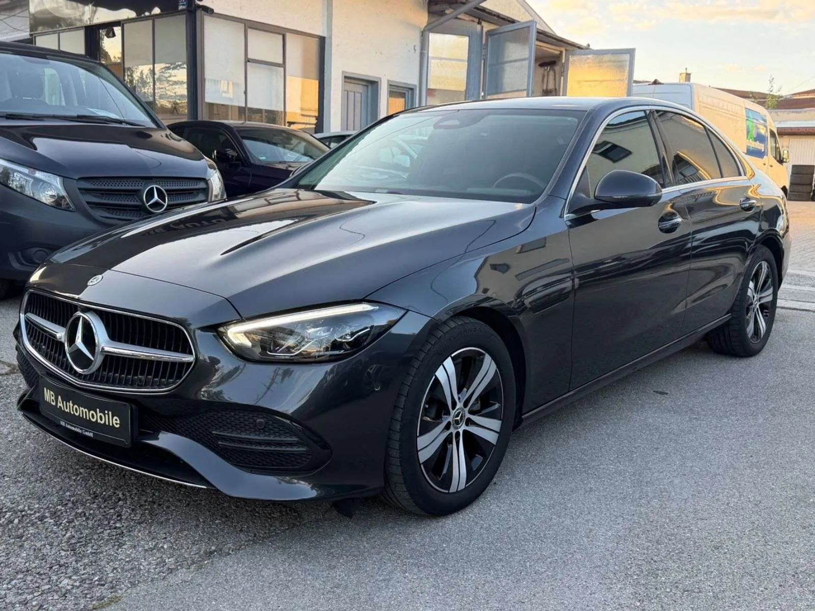 Mercedes-Benz C 180