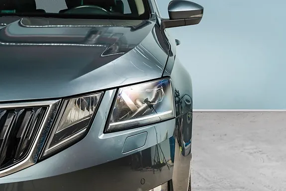 Skoda Octavia 2018 photo 5