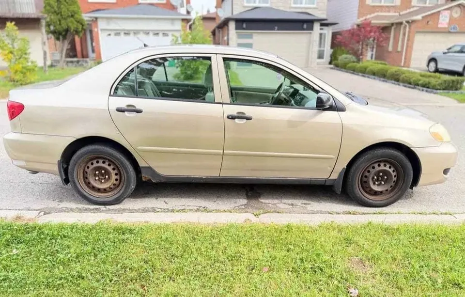 Toyota Corolla 2005 photo 3