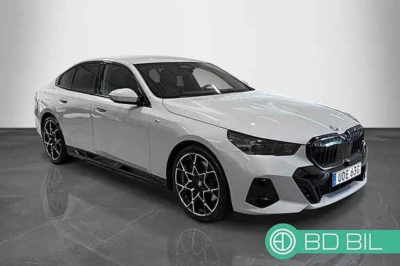 BMW 550E 2025 photo 5