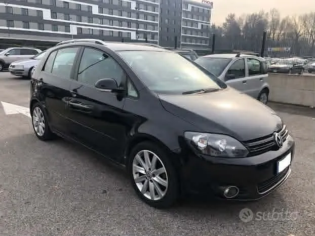 Volkswagen Golf 2010 photo 2