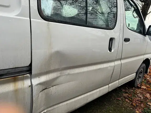 Toyota Hiace 2010 photo 5