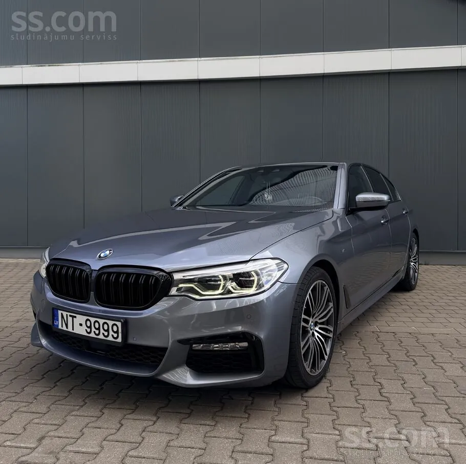 BMW G30