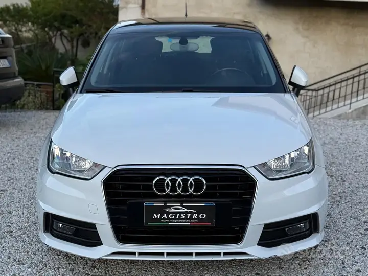 Audi A1 Sportback 2018 photo 2