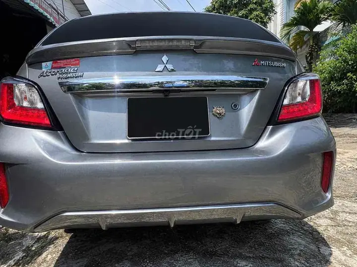 Mitsubishi Attrage 2023 photo 4