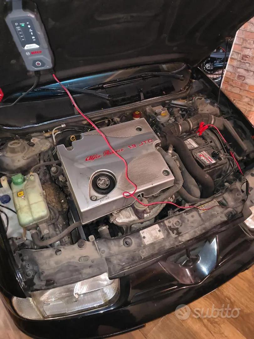 Alfa Romeo 146 2001 photo 5