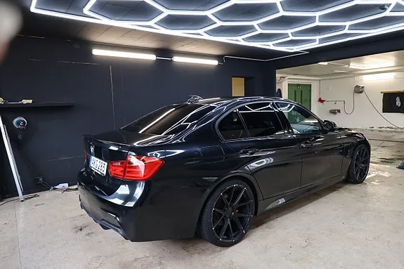 BMW 320D 2013 photo 5