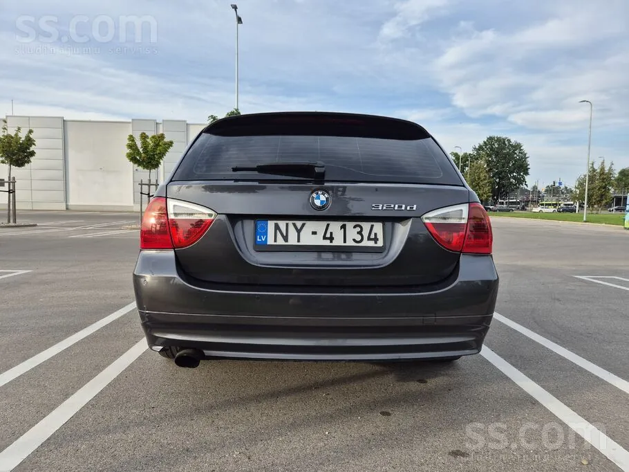 BMW 320D 2007 photo 4
