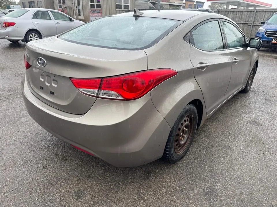 Hyundai Elantra 2013 photo 5