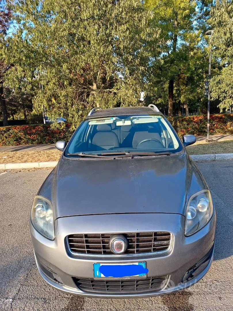 Fiat Croma 2009 photo 2