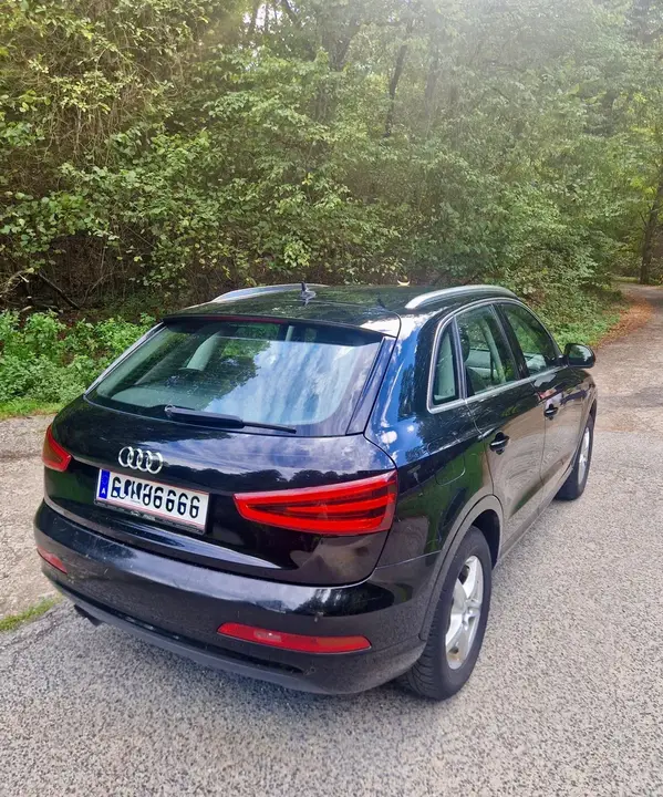 Audi Q3 2012 photo 3