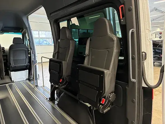 Mercedes-Benz Sprinter 317 2026 photo 4