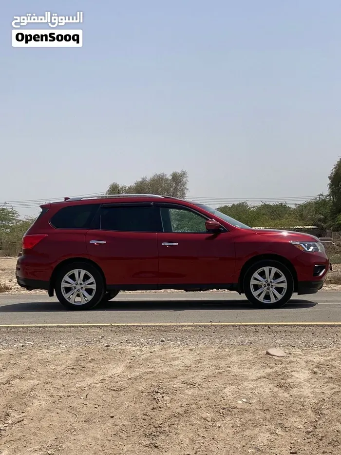 Nissan Pathfinder 2019 photo 2