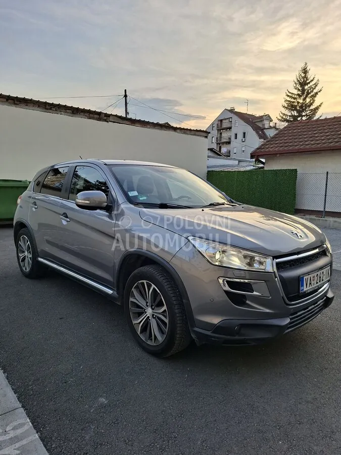 Peugeot 4008