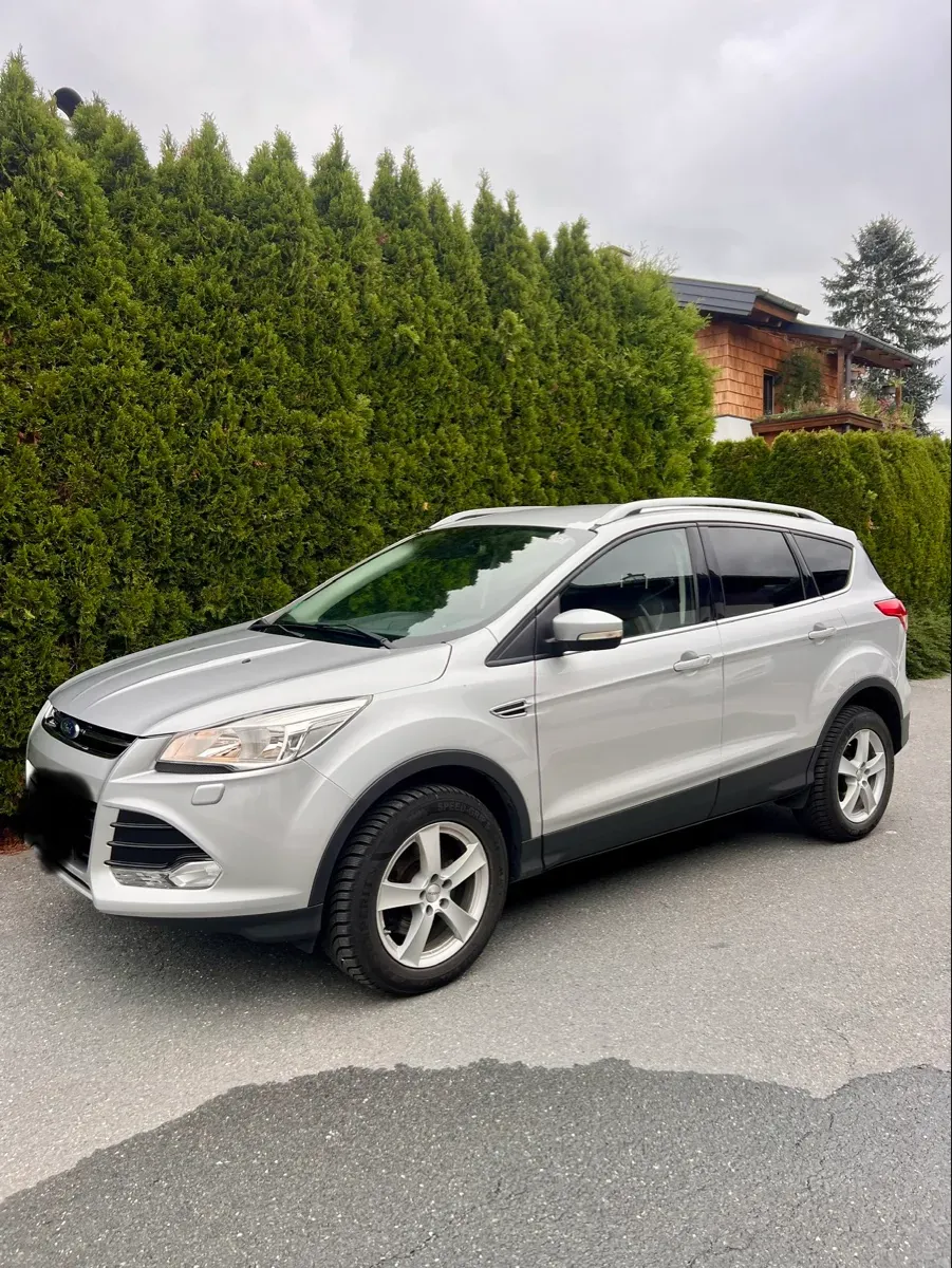 Ford Kuga 2016 photo 2