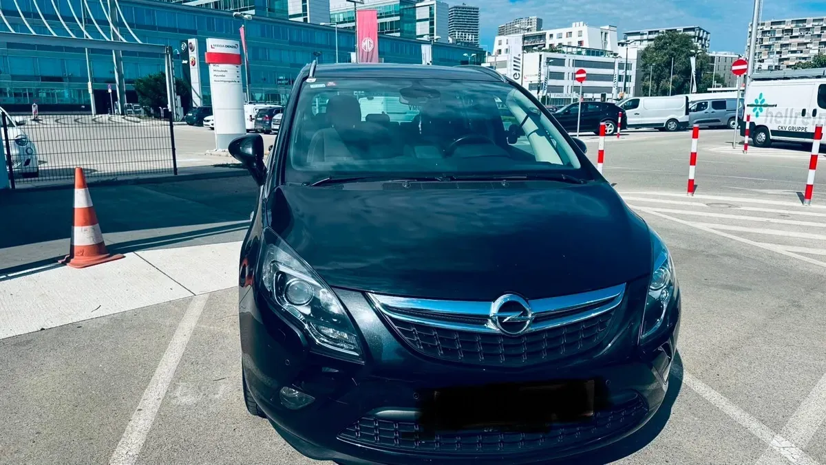 Opel Zafira 2013 photo 3