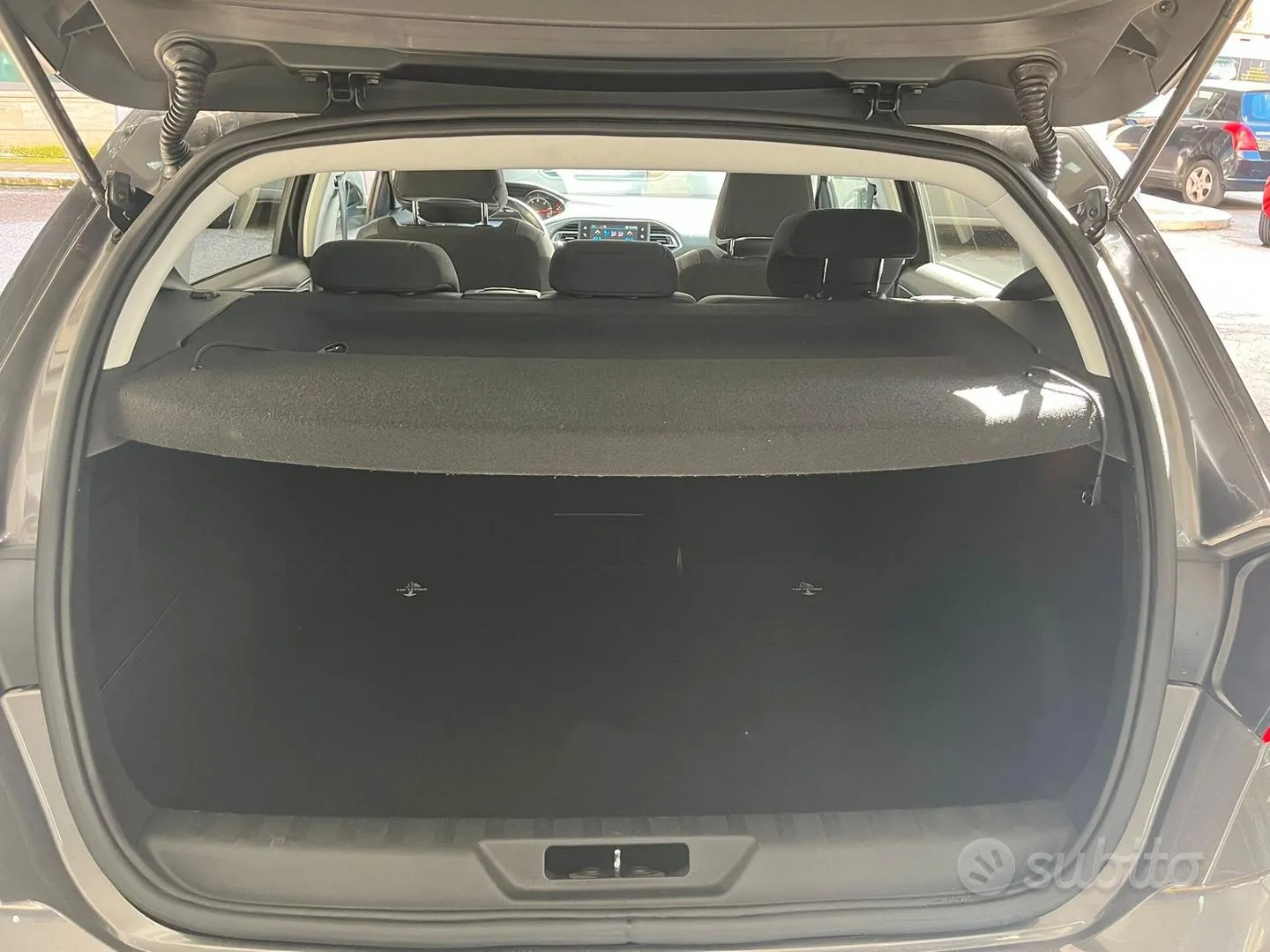 Peugeot 308 2018 photo 5