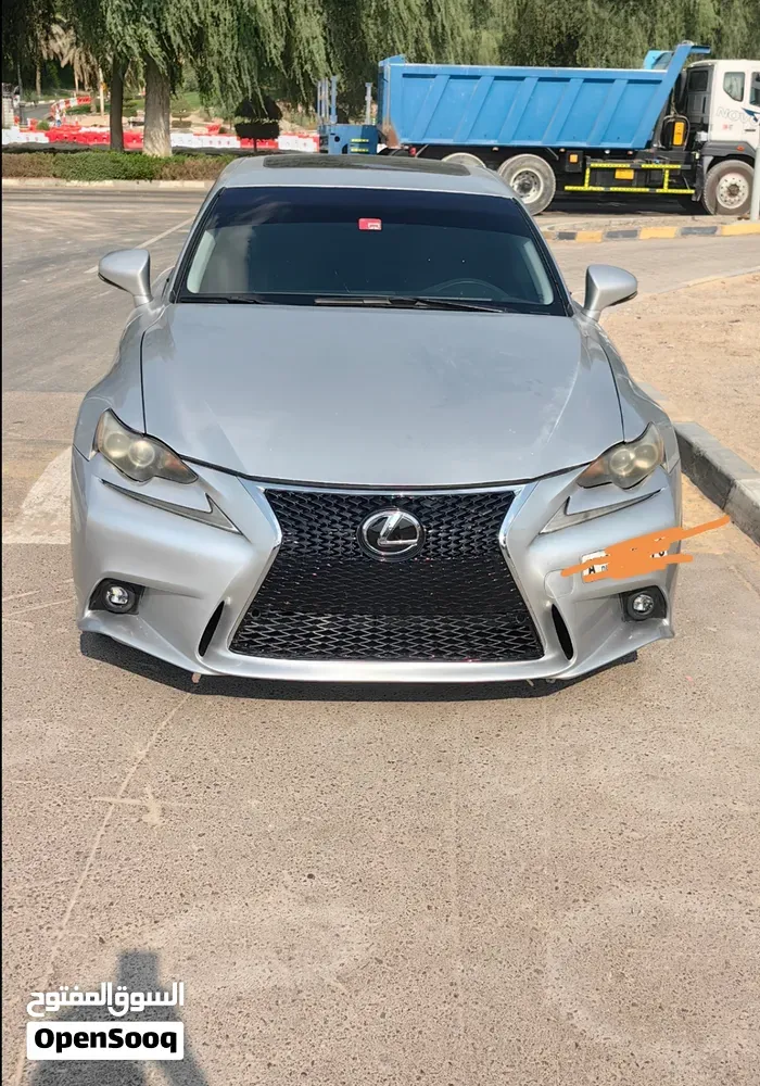 Lexus Is 250 2015 photo 5